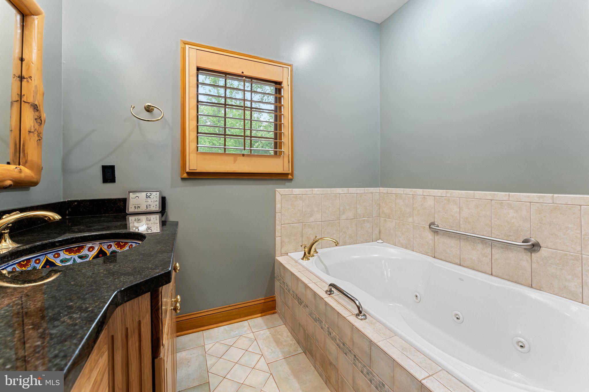 BROOKSHIRE - Residential