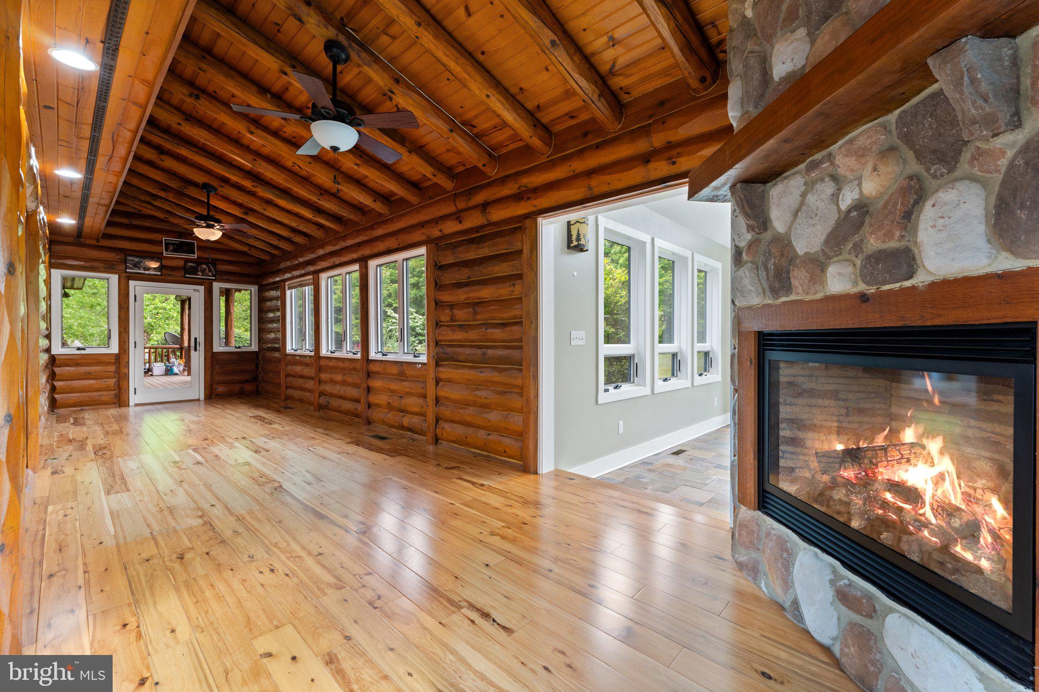 BROOKSHIRE - Residential