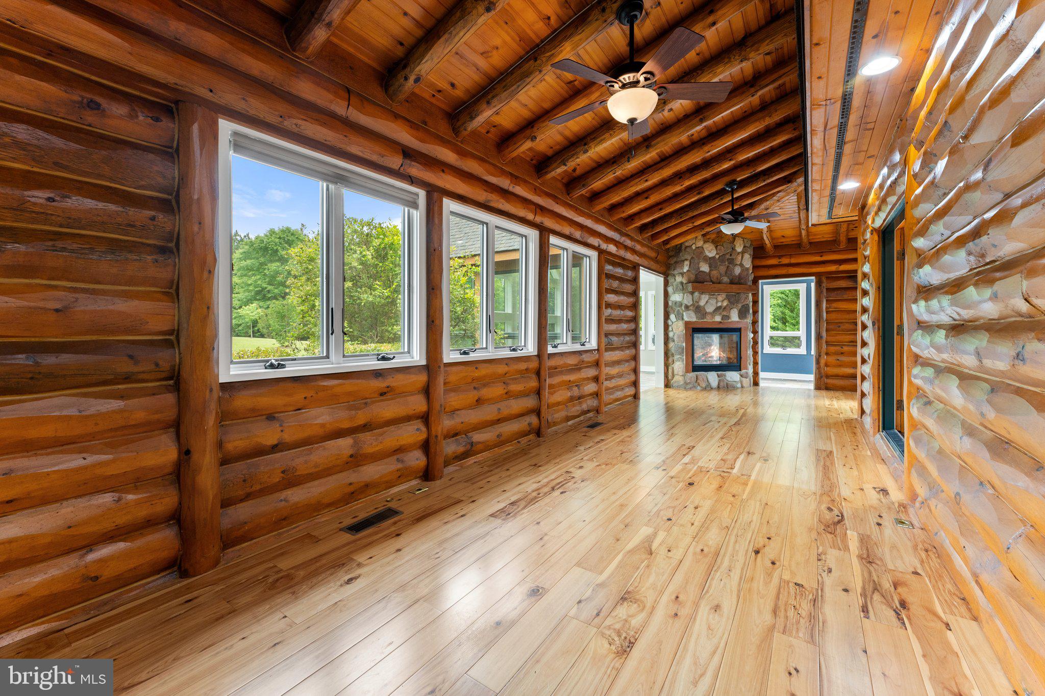 BROOKSHIRE - Residential