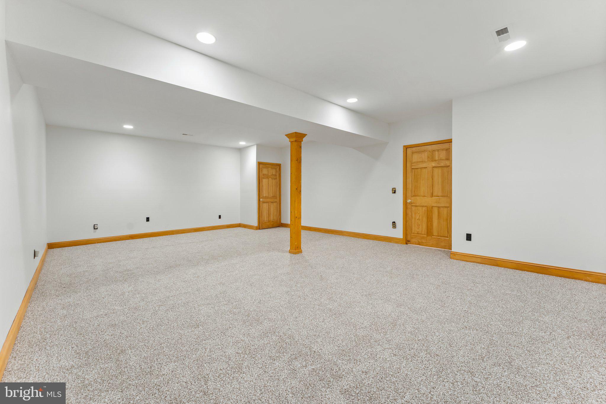 BROOKSHIRE - Residential