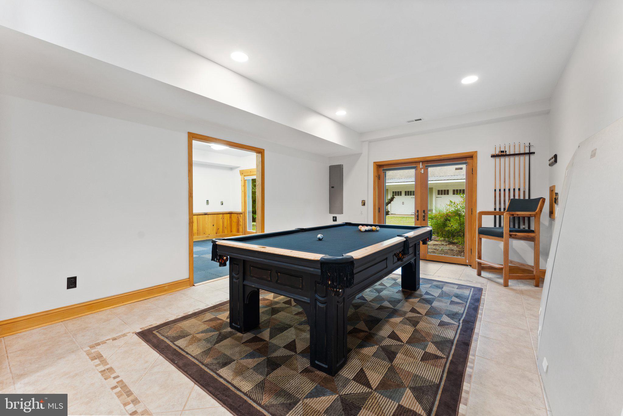 BROOKSHIRE - Residential