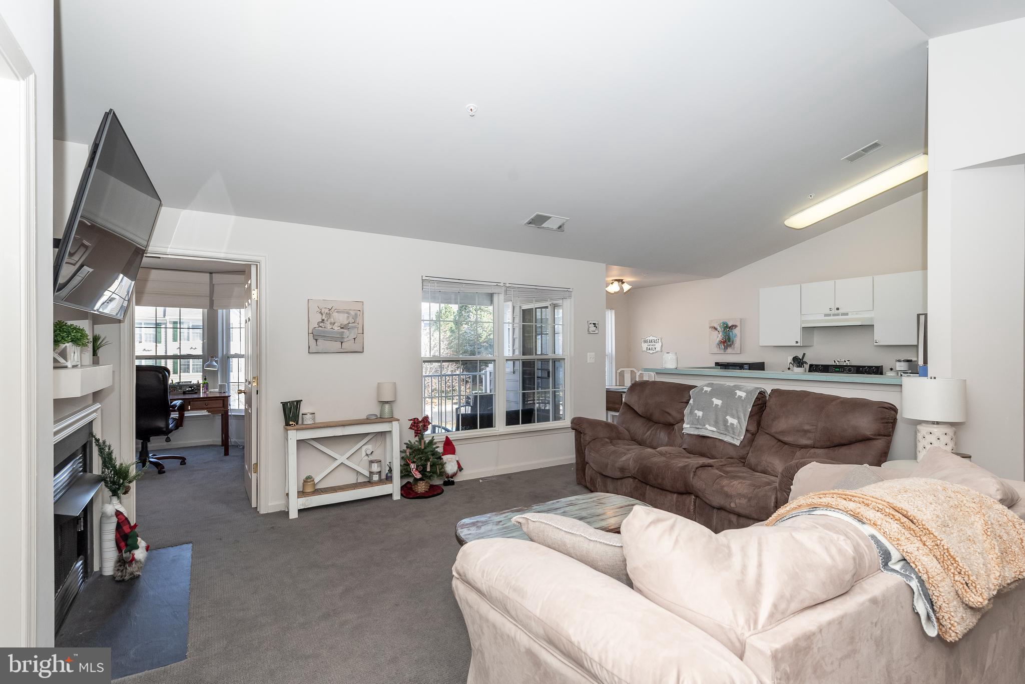 TIDEWATER COLONY - Residential