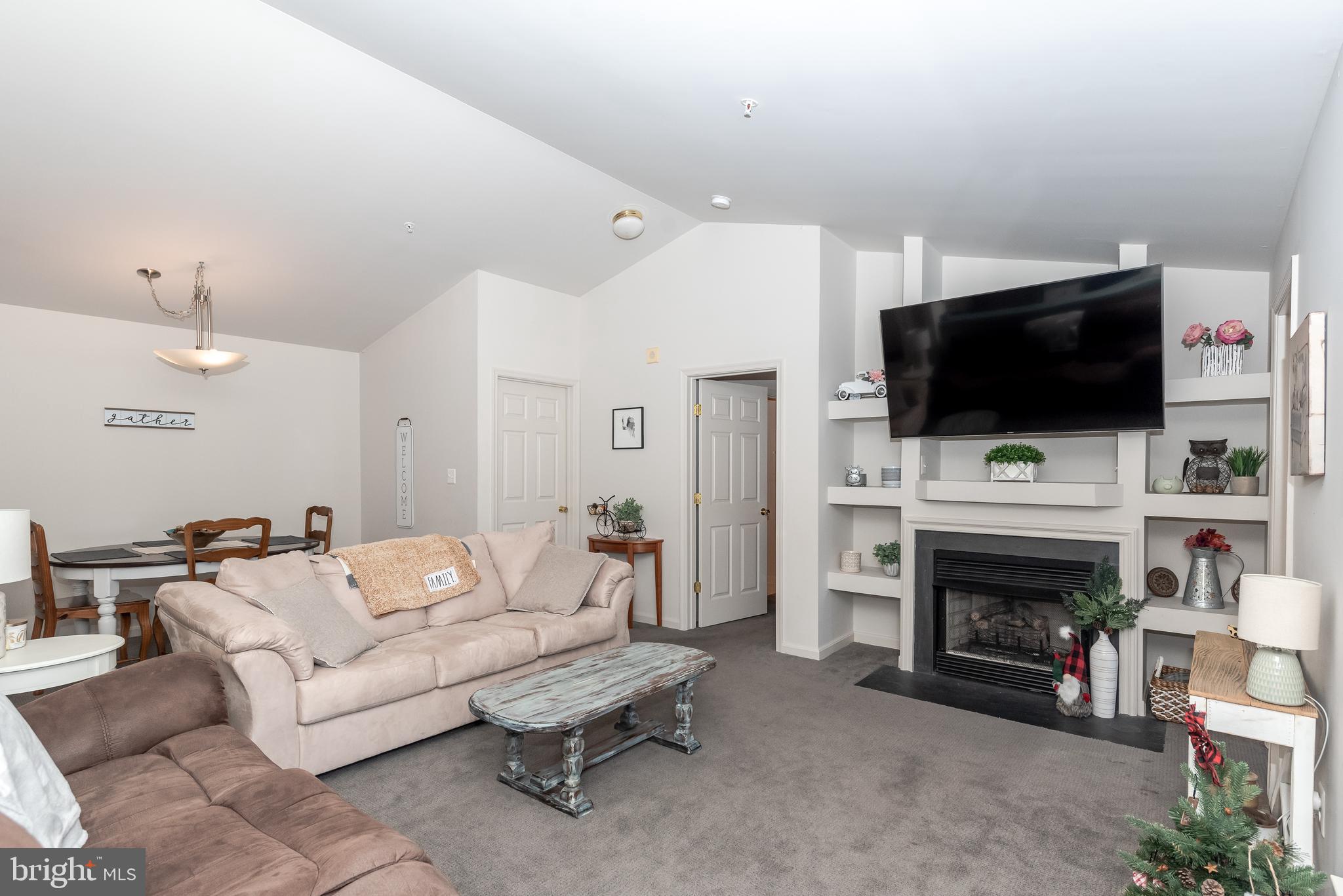 TIDEWATER COLONY - Residential