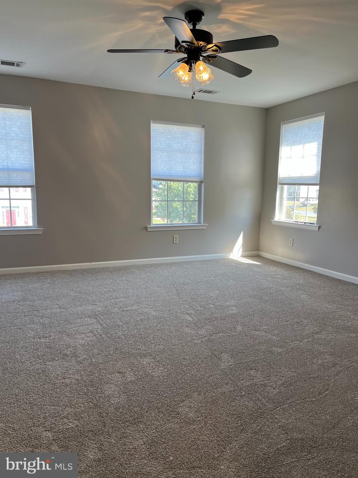 ROLLING HILLS - Residential Lease