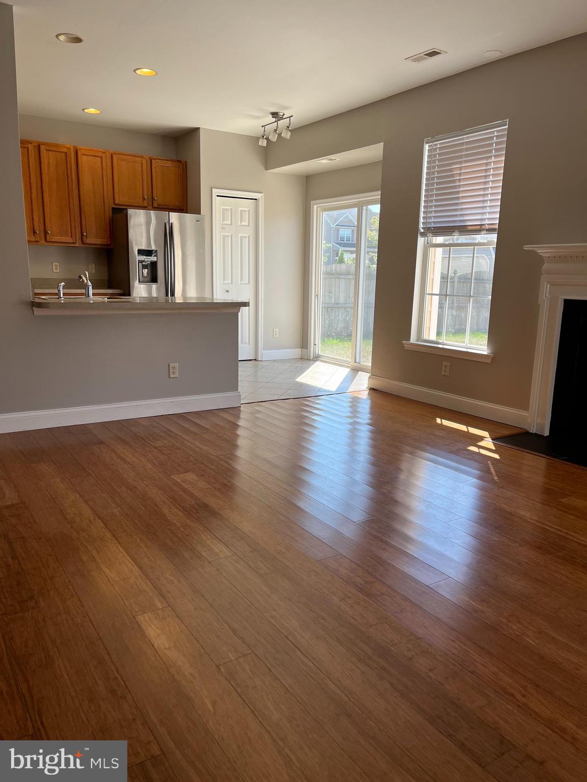 ROLLING HILLS - Residential Lease