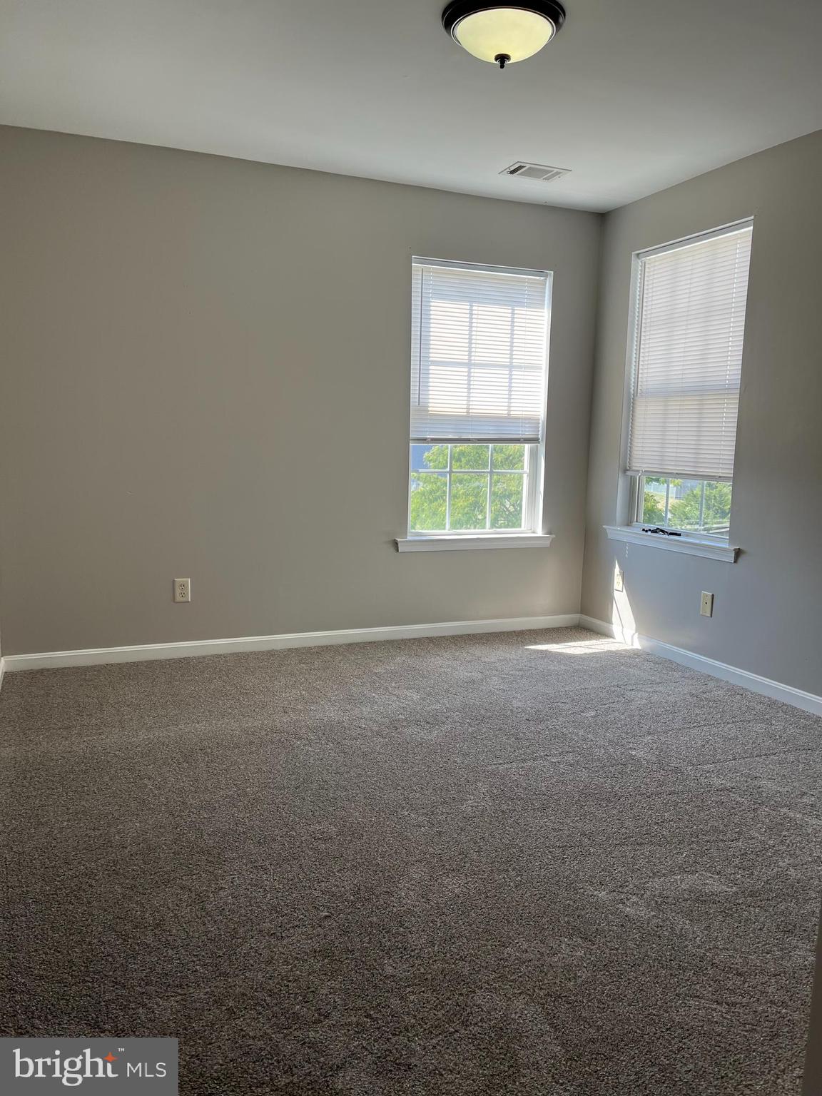 ROLLING HILLS - Residential Lease