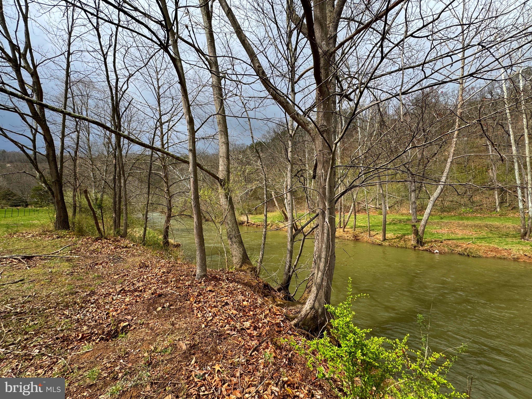 RUSHING RIVER FARMS - Residential