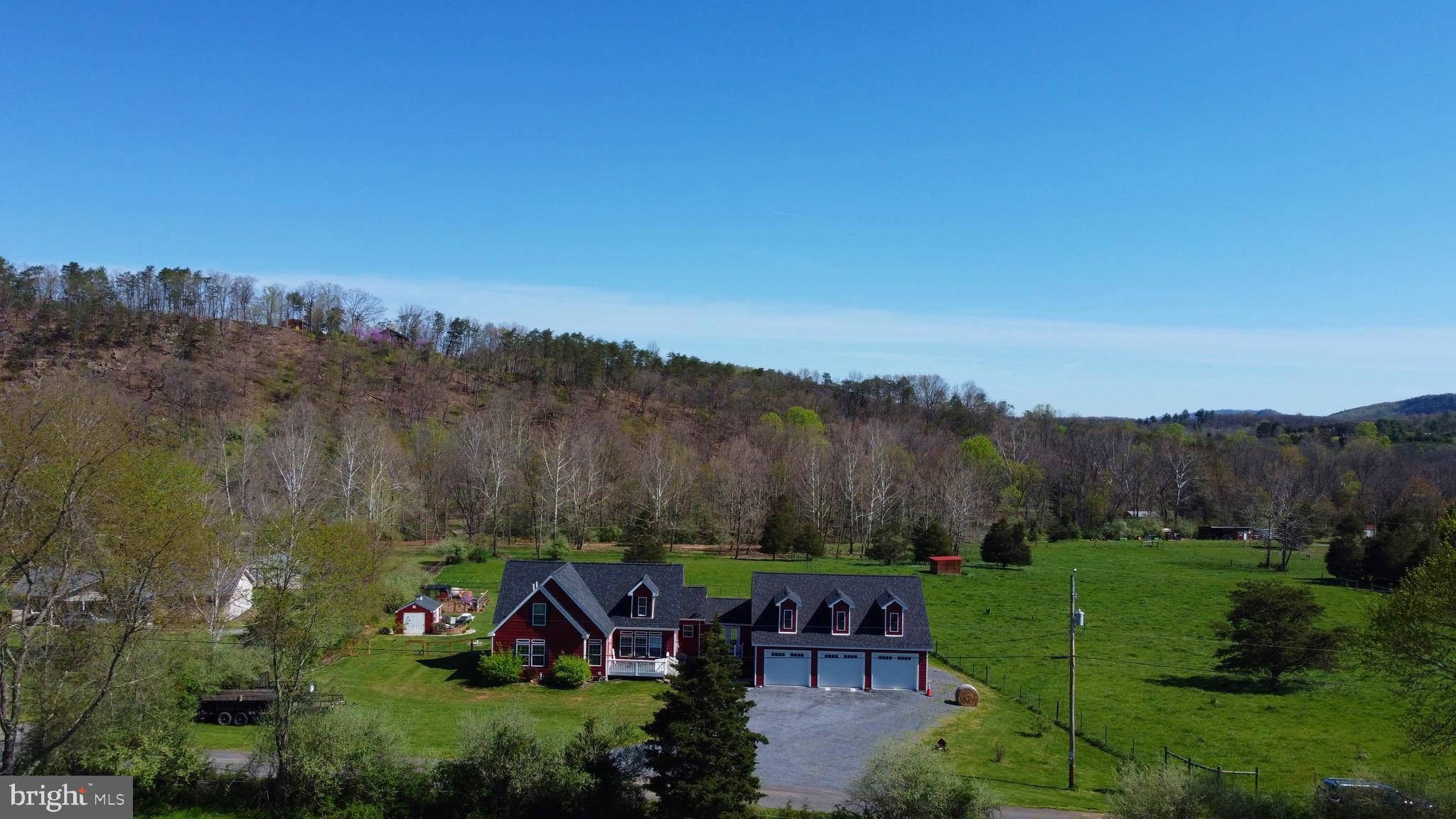 RUSHING RIVER FARMS - Residential