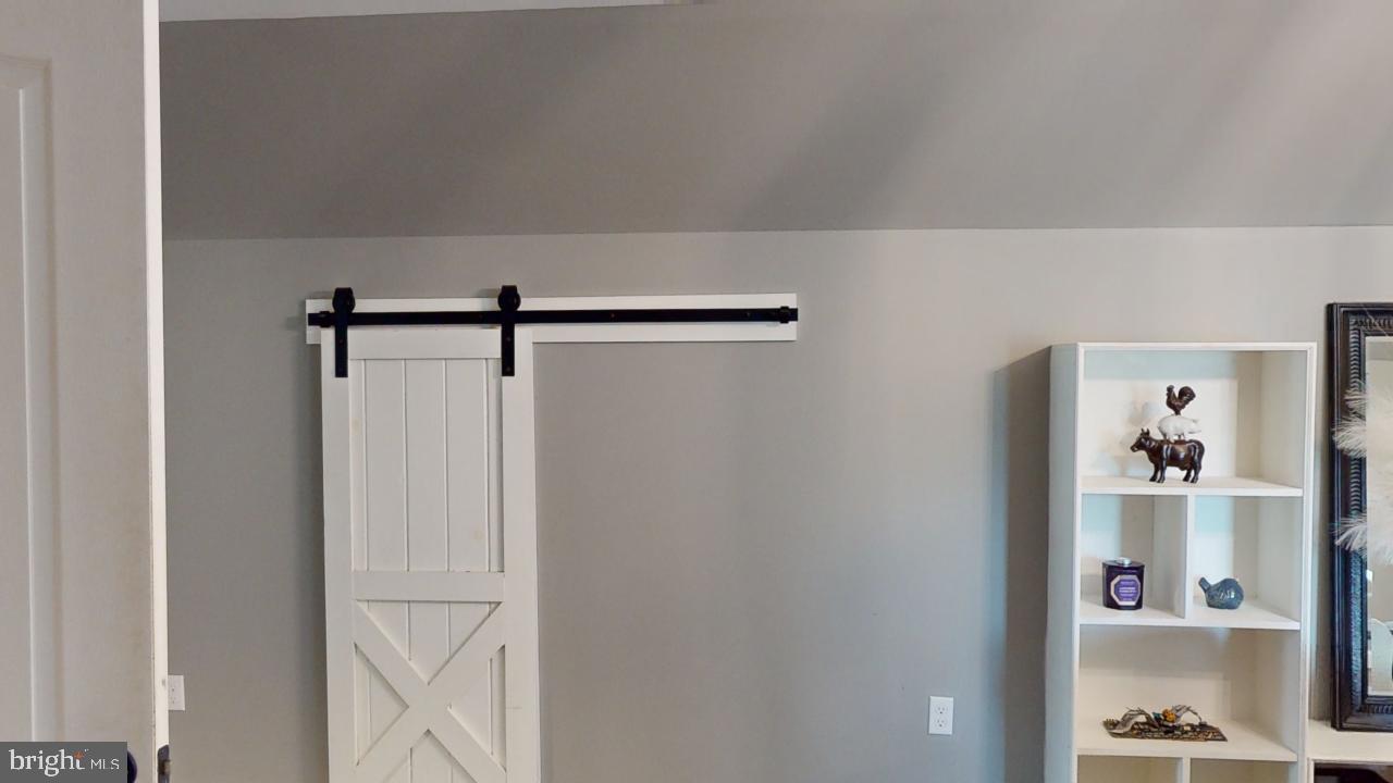 RUSHING RIVER FARMS - Residential