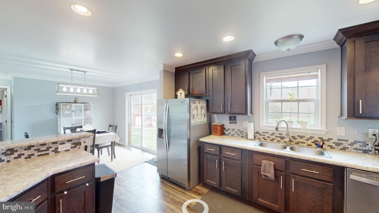 RUSHING RIVER FARMS - Residential