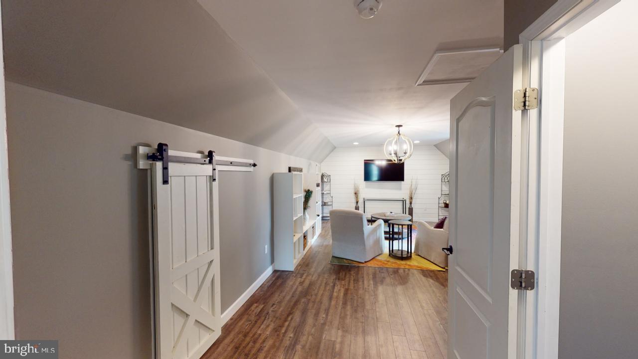 RUSHING RIVER FARMS - Residential