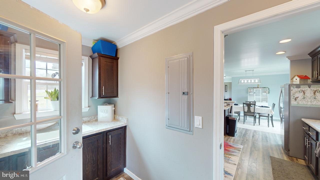 RUSHING RIVER FARMS - Residential