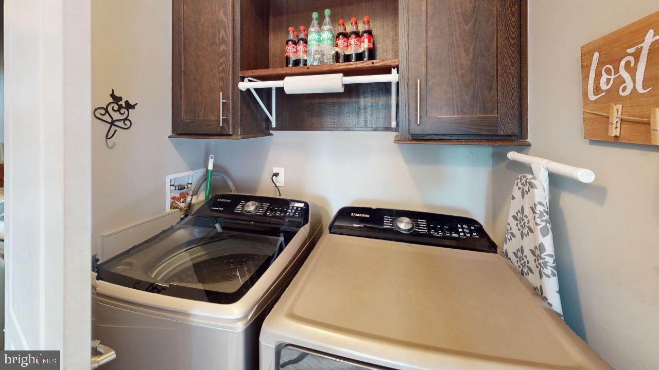 RUSHING RIVER FARMS - Residential