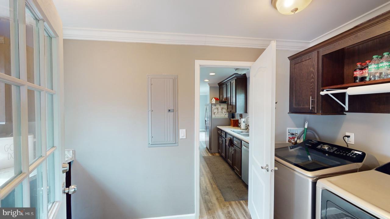 RUSHING RIVER FARMS - Residential