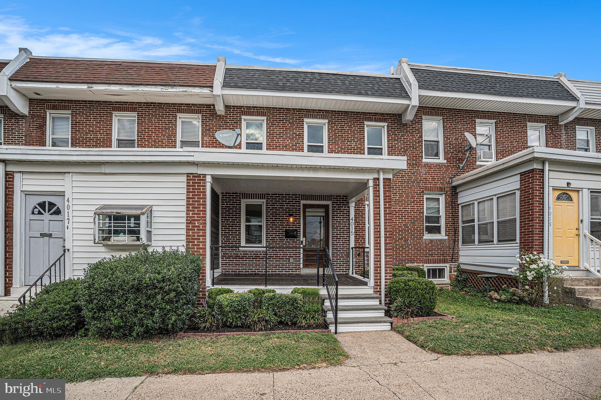 ROXBOROUGH - Residential