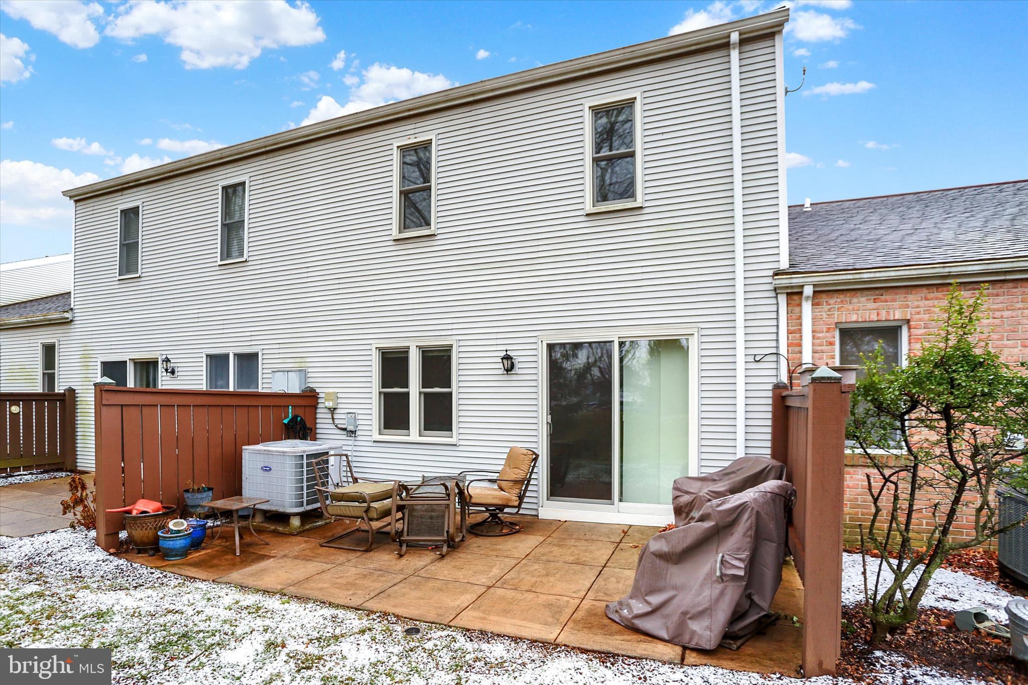 WOODLAND ESTATES - Residential