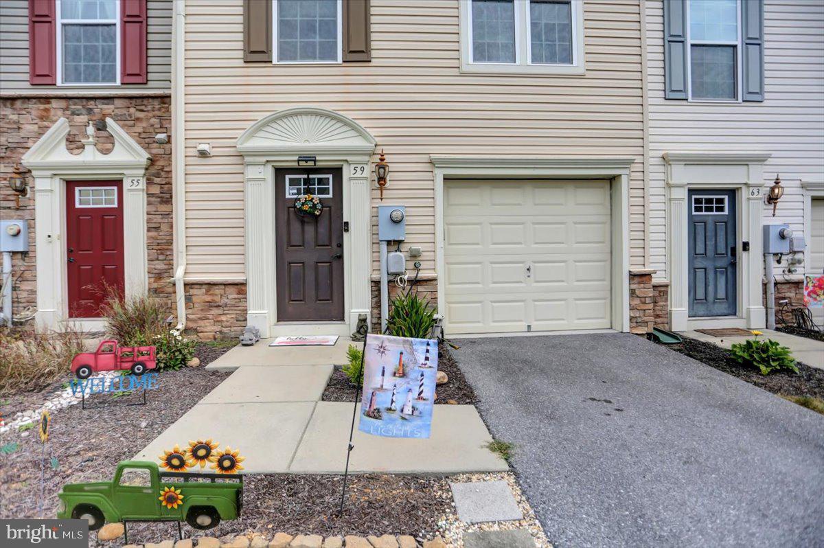 BROOKFIELD - Residential