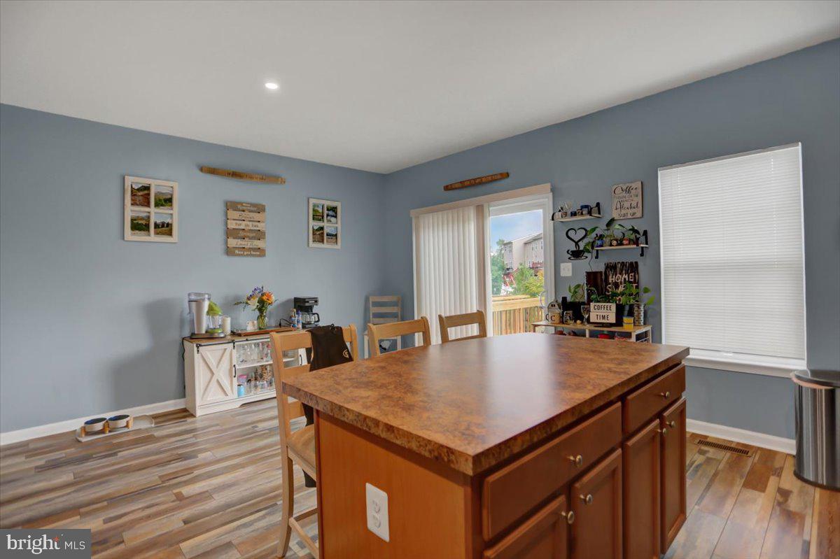 BROOKFIELD - Residential