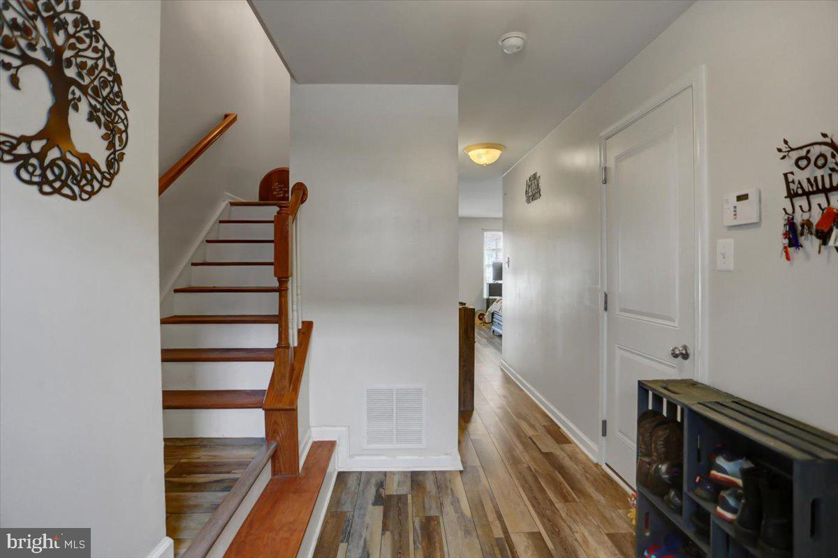 BROOKFIELD - Residential