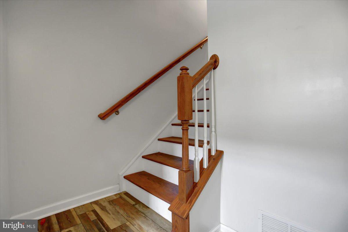 BROOKFIELD - Residential