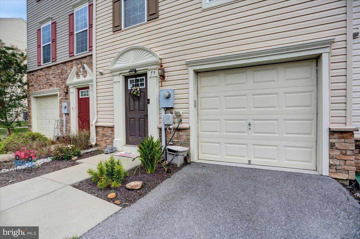 BROOKFIELD - Residential