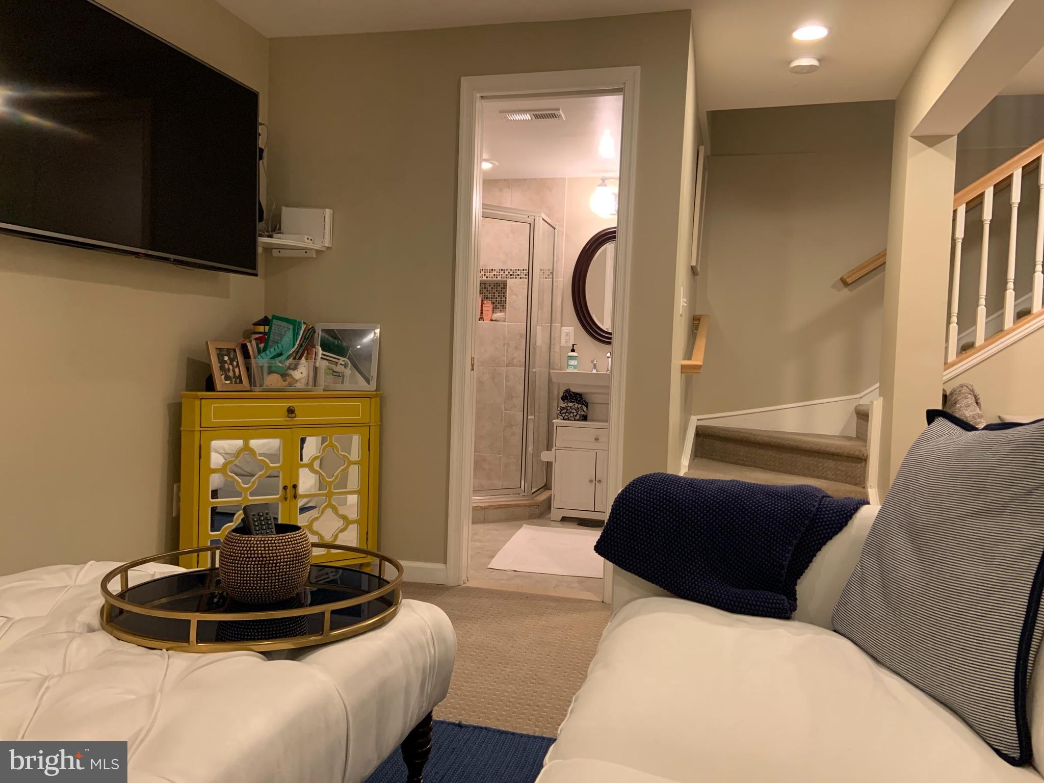 WINDGATE I - Residential Lease