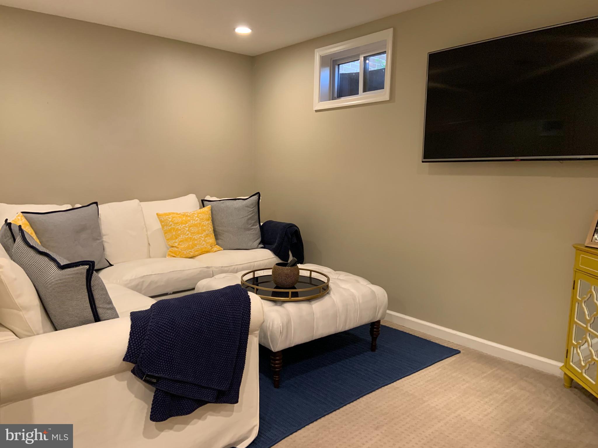 WINDGATE I - Residential Lease