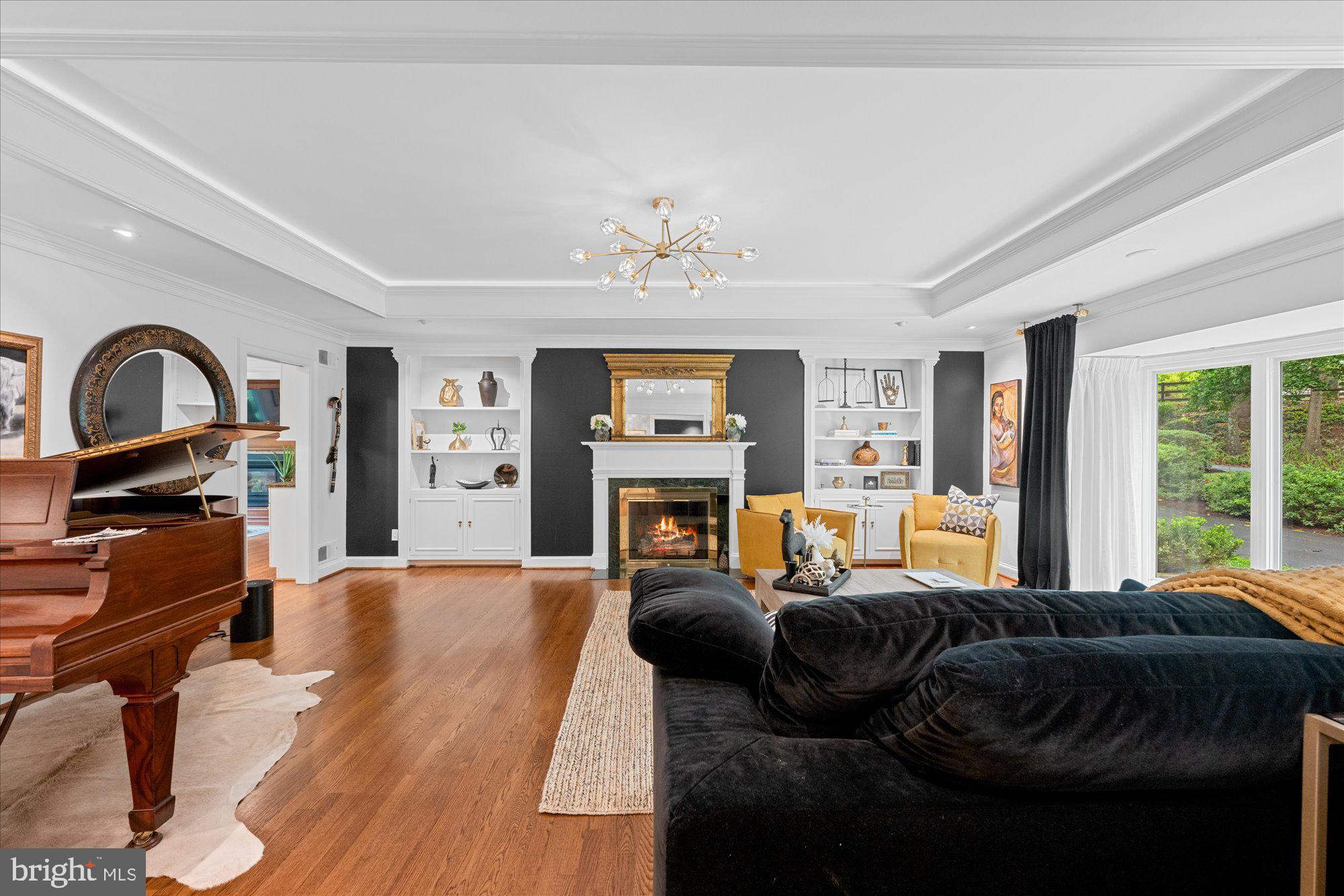 9225 ALDERSHOT DRIVE