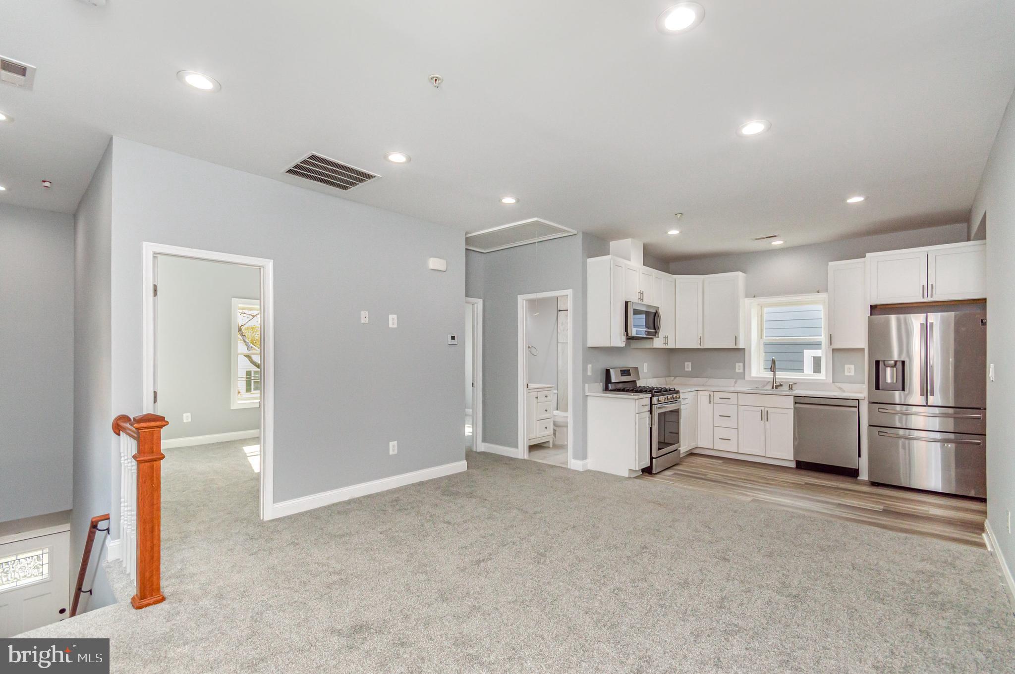 EDGEMONT - Residential Lease