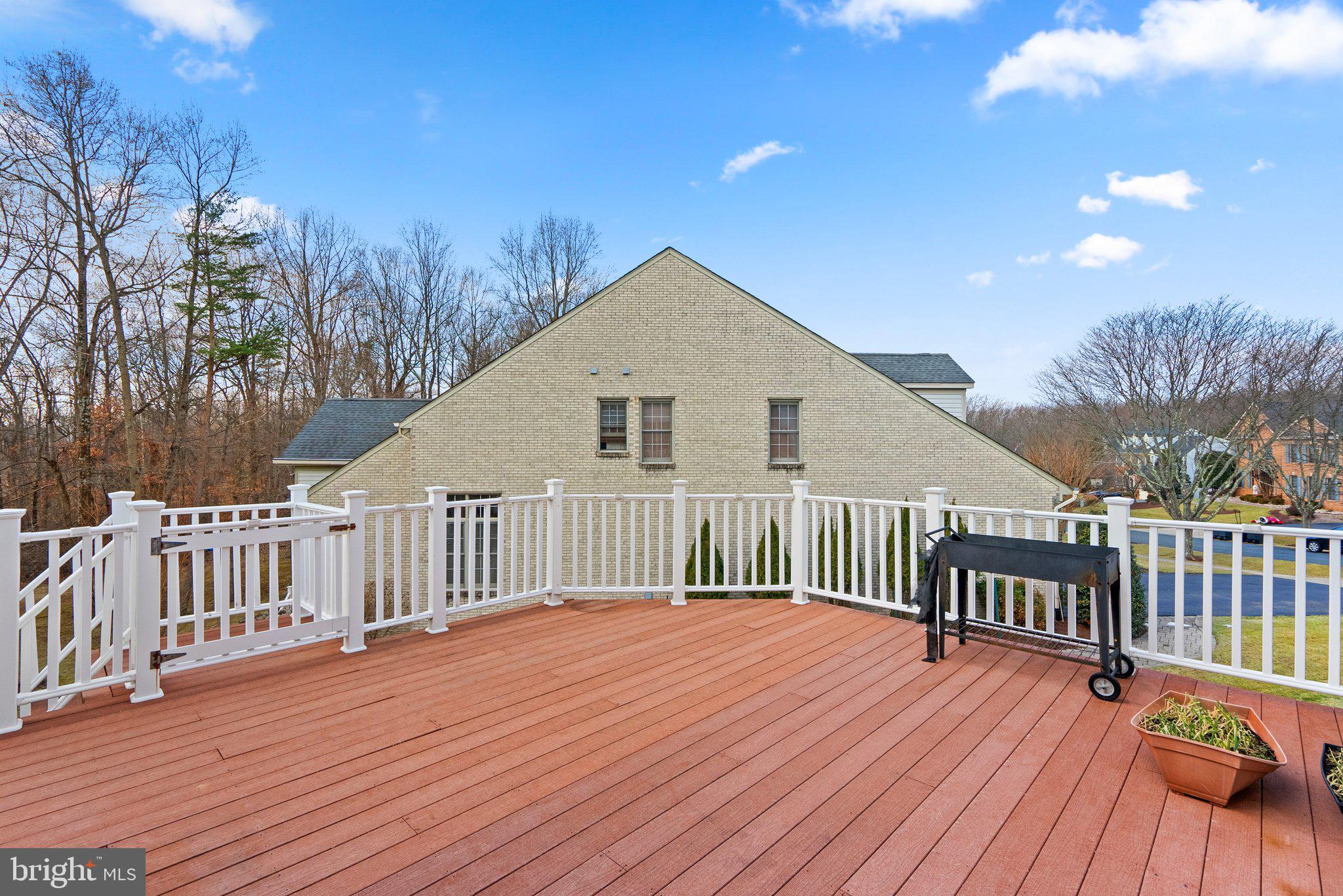 SMALLS NURSERY - Residential