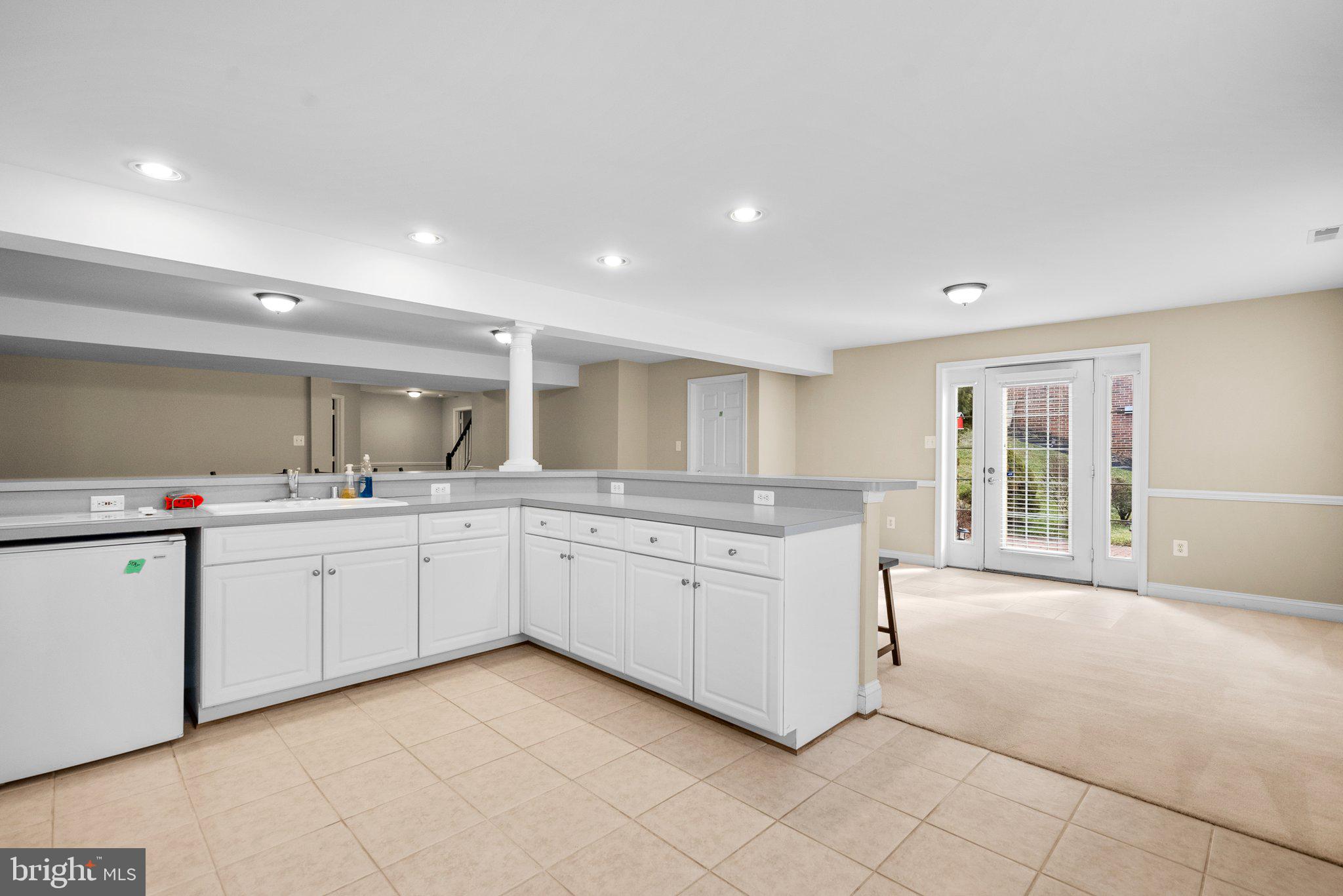 SMALLS NURSERY - Residential