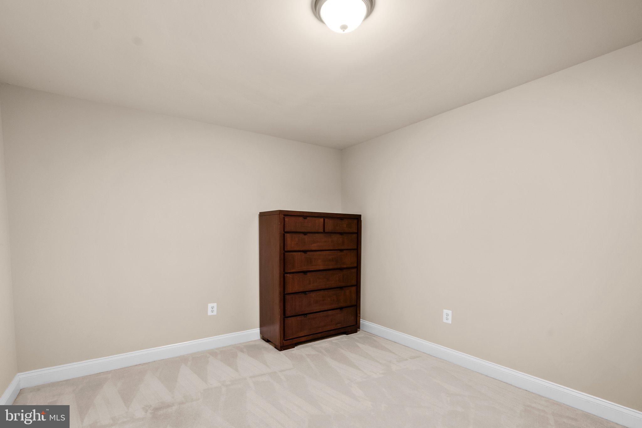 SMALLS NURSERY - Residential