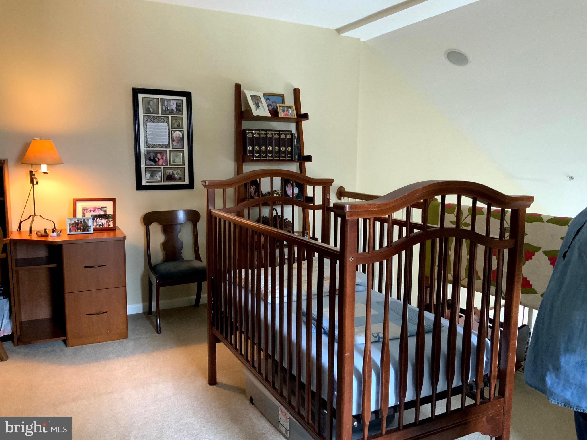 DIXON SQUARE - Residential