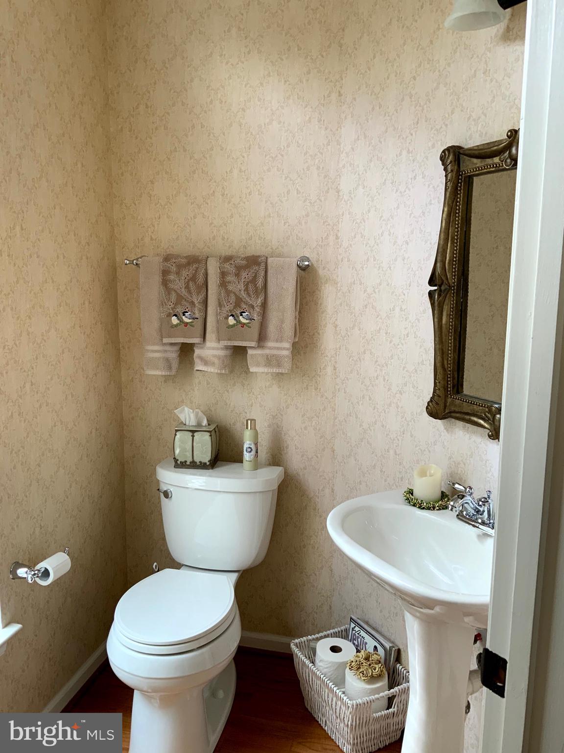 DIXON SQUARE - Residential