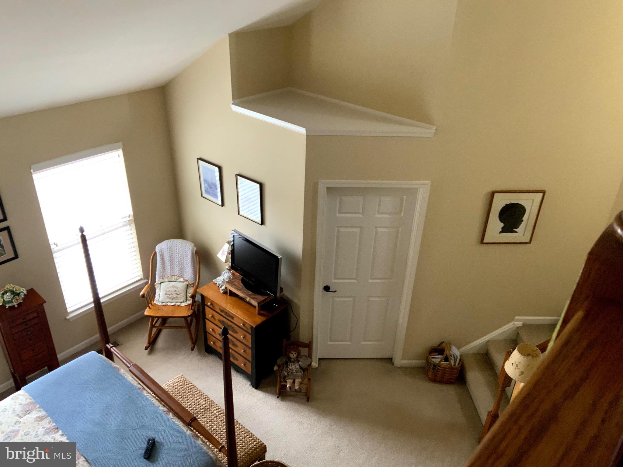 DIXON SQUARE - Residential