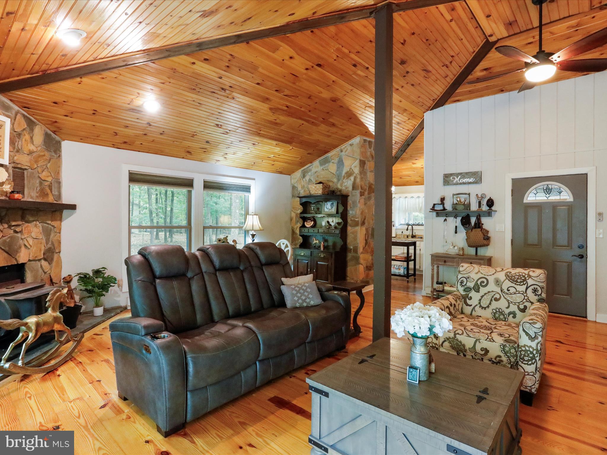 THE WOODS - Residential