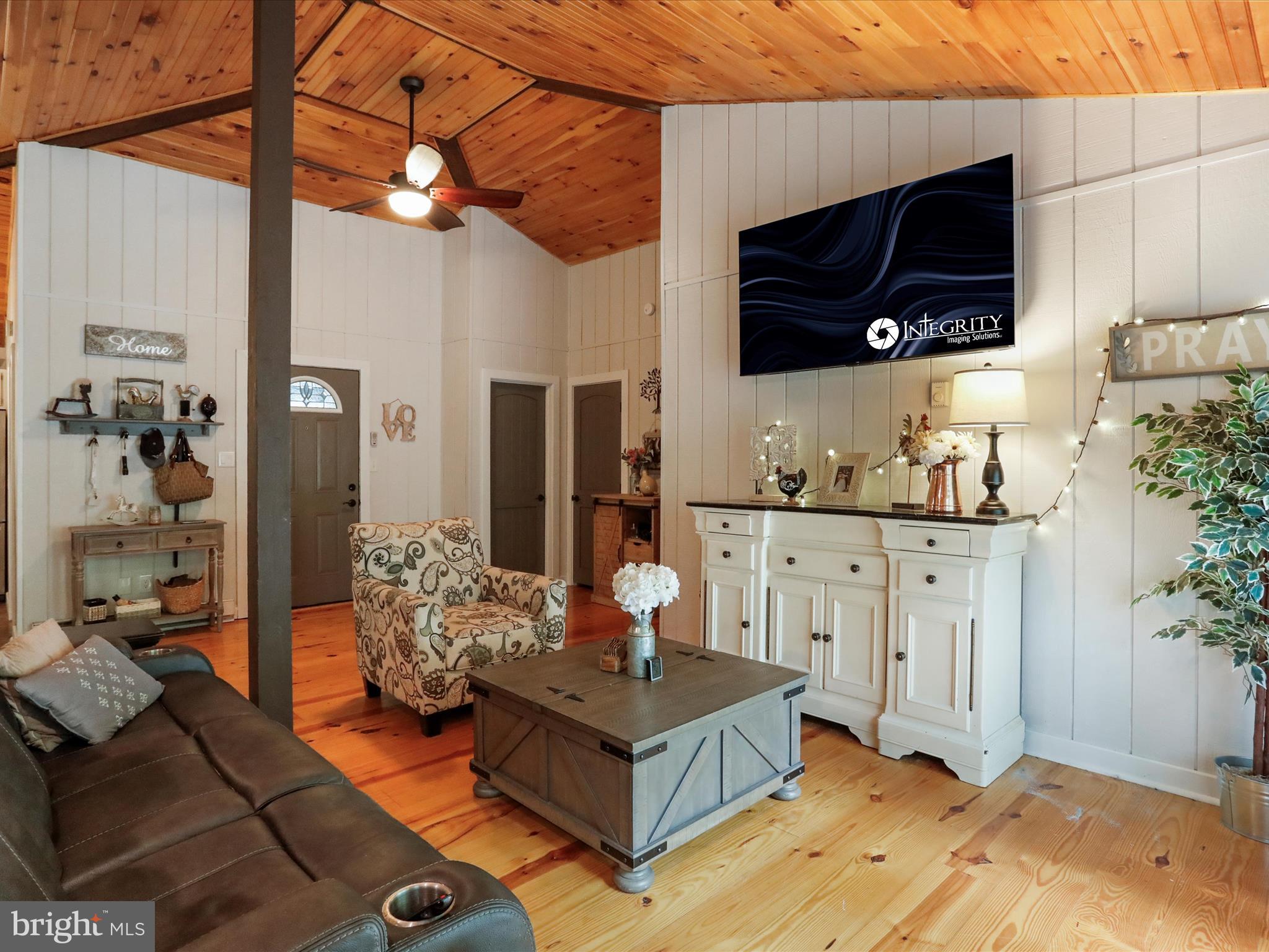 THE WOODS - Residential