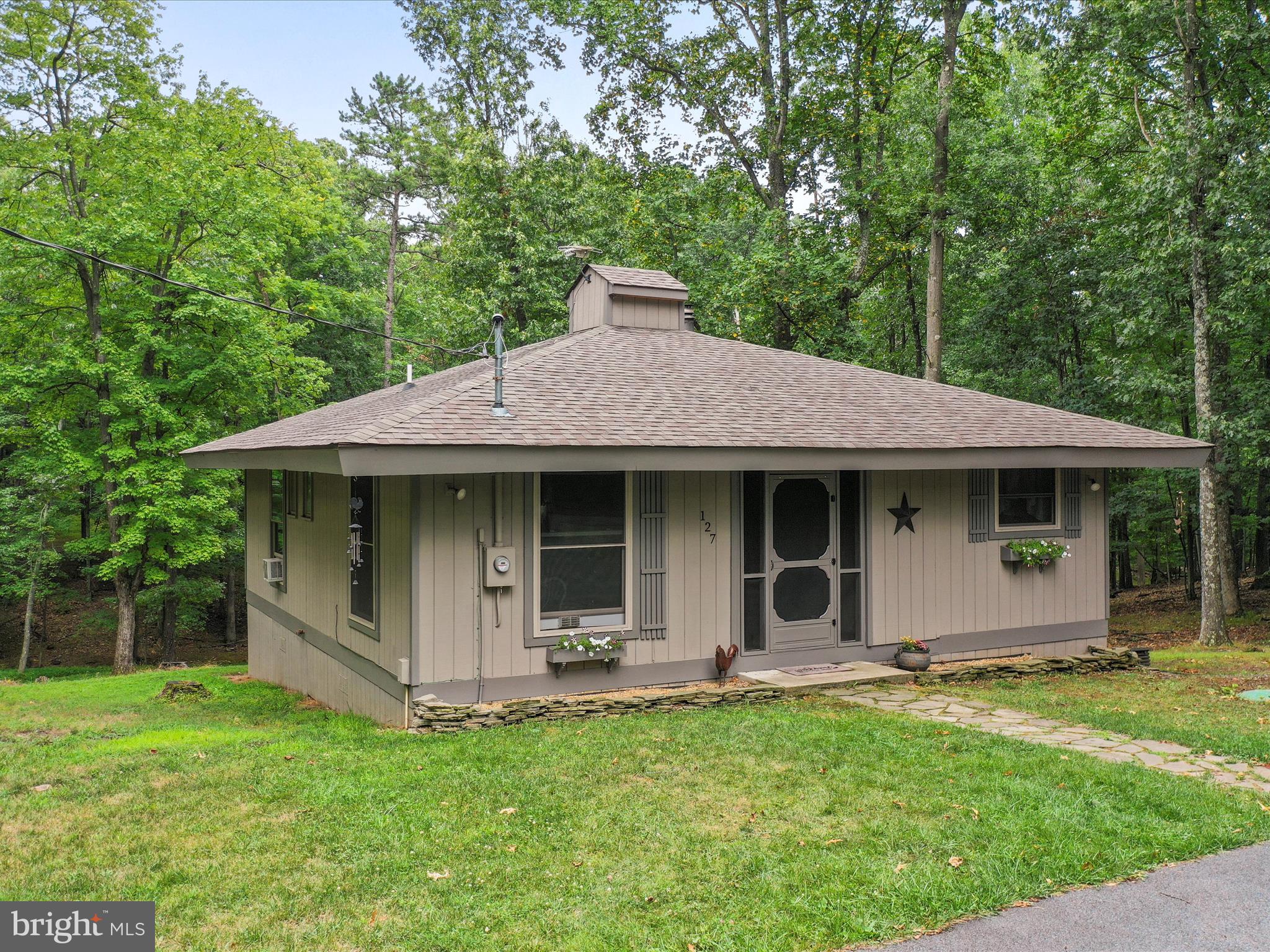 THE WOODS - Residential