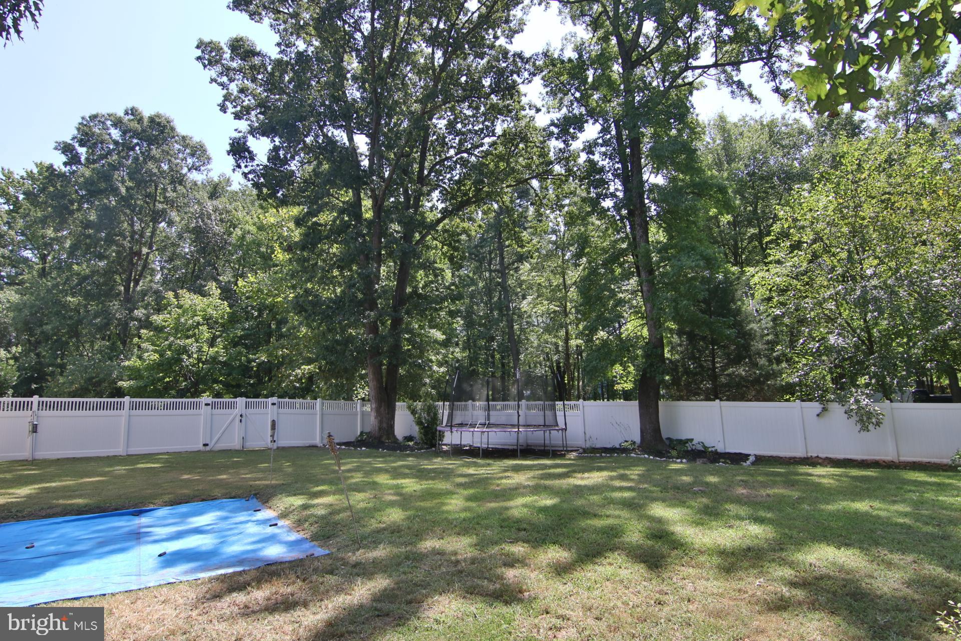 WILLOW RUN - Residential