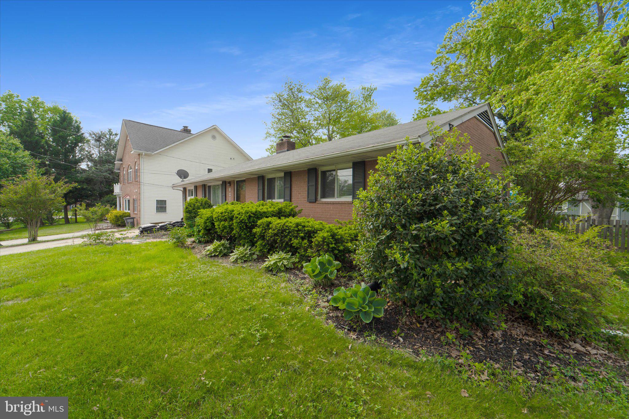 MONTICELLO FOREST - Residential Lease