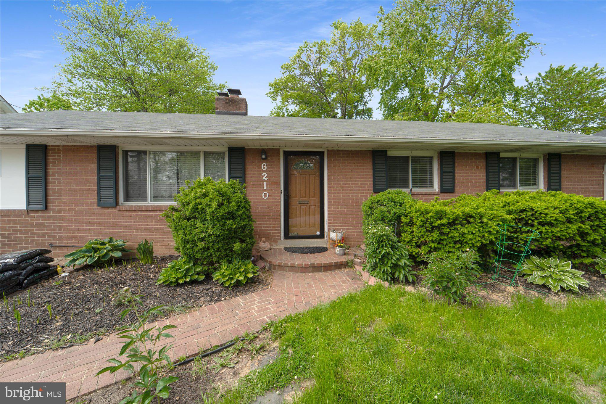 MONTICELLO FOREST - Residential Lease