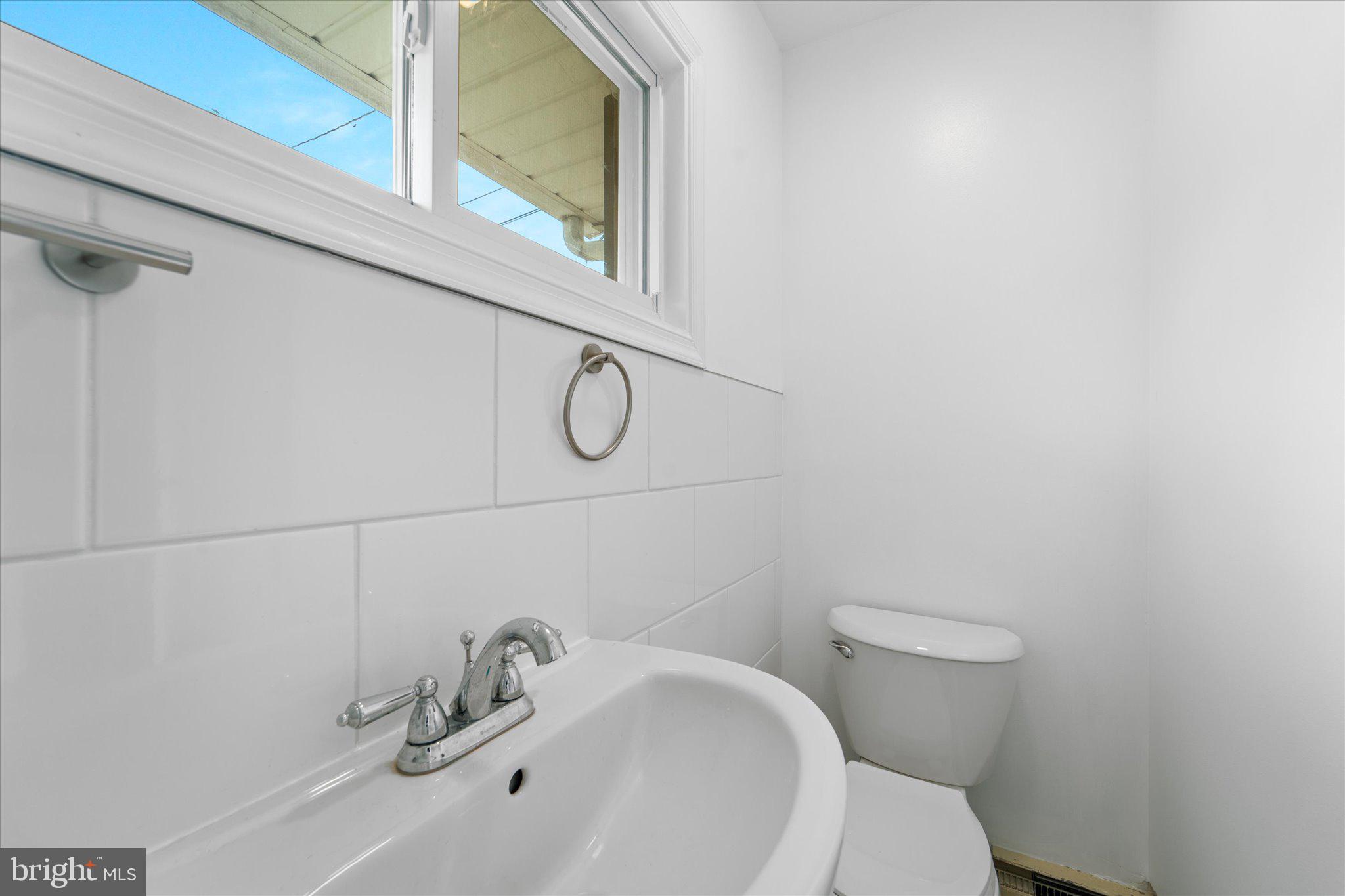 MONTICELLO FOREST - Residential Lease