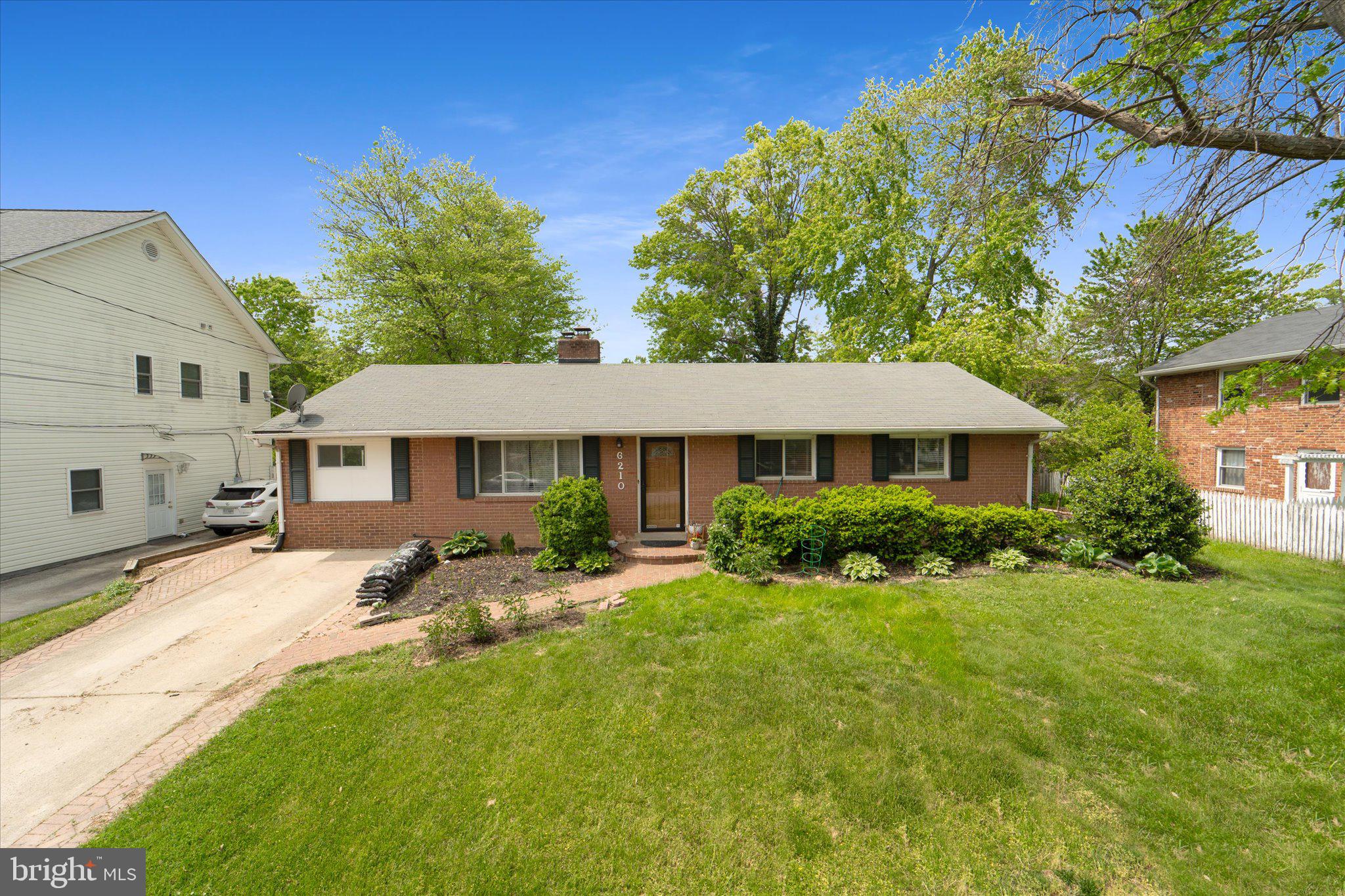 MONTICELLO FOREST - Residential Lease