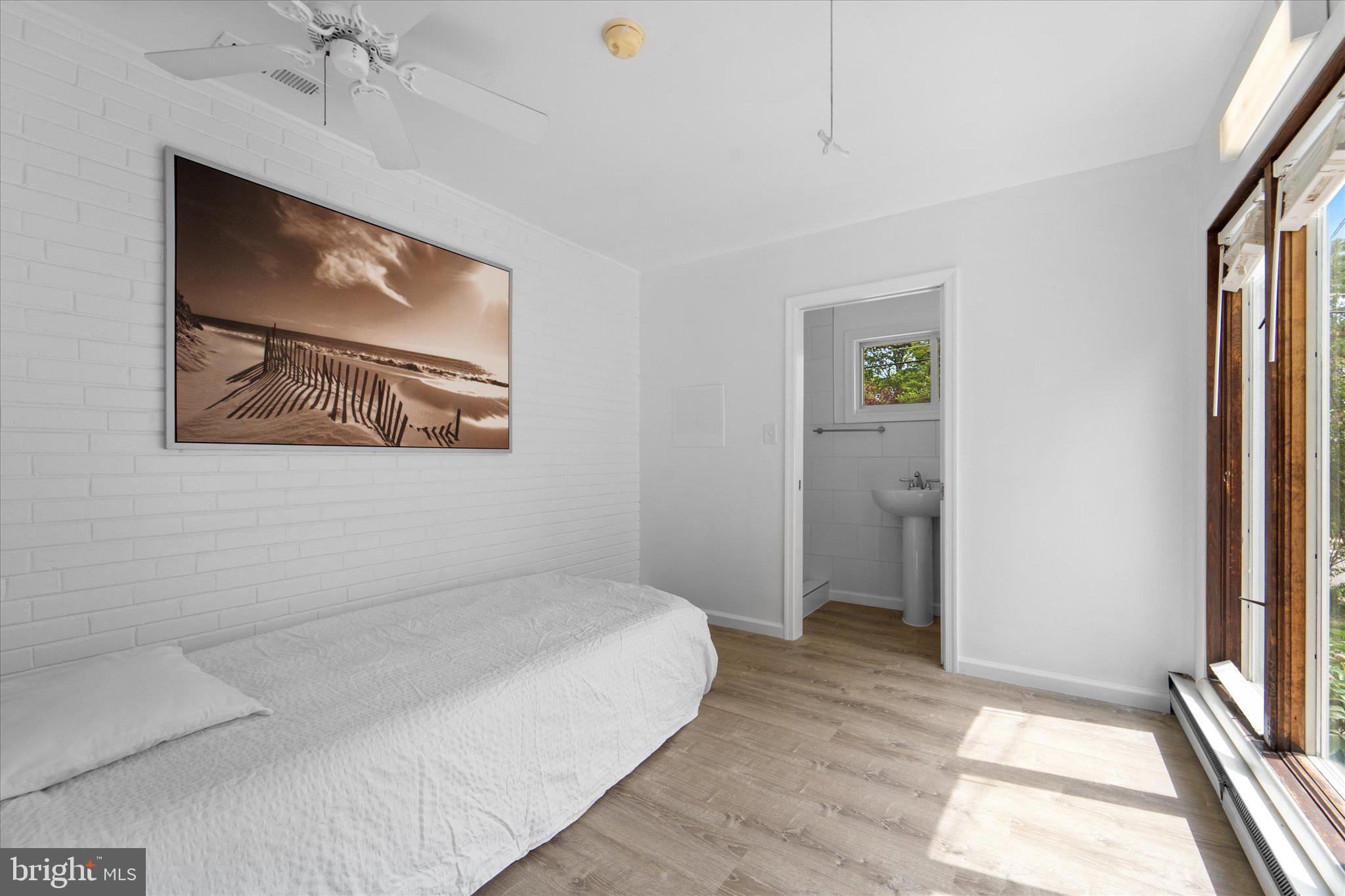 MONTICELLO FOREST - Residential Lease