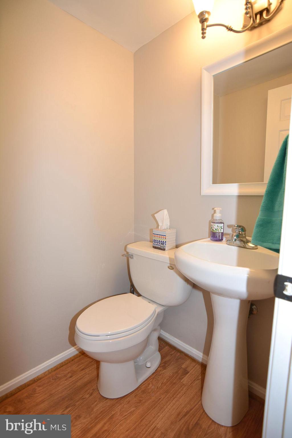 LAKE LOUISE - Residential Lease