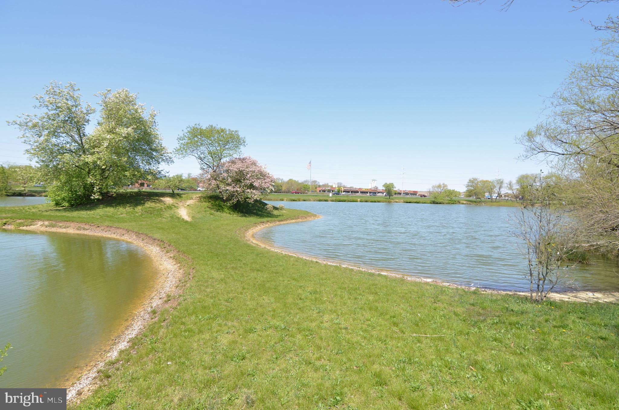 LAKE LOUISE - Residential Lease