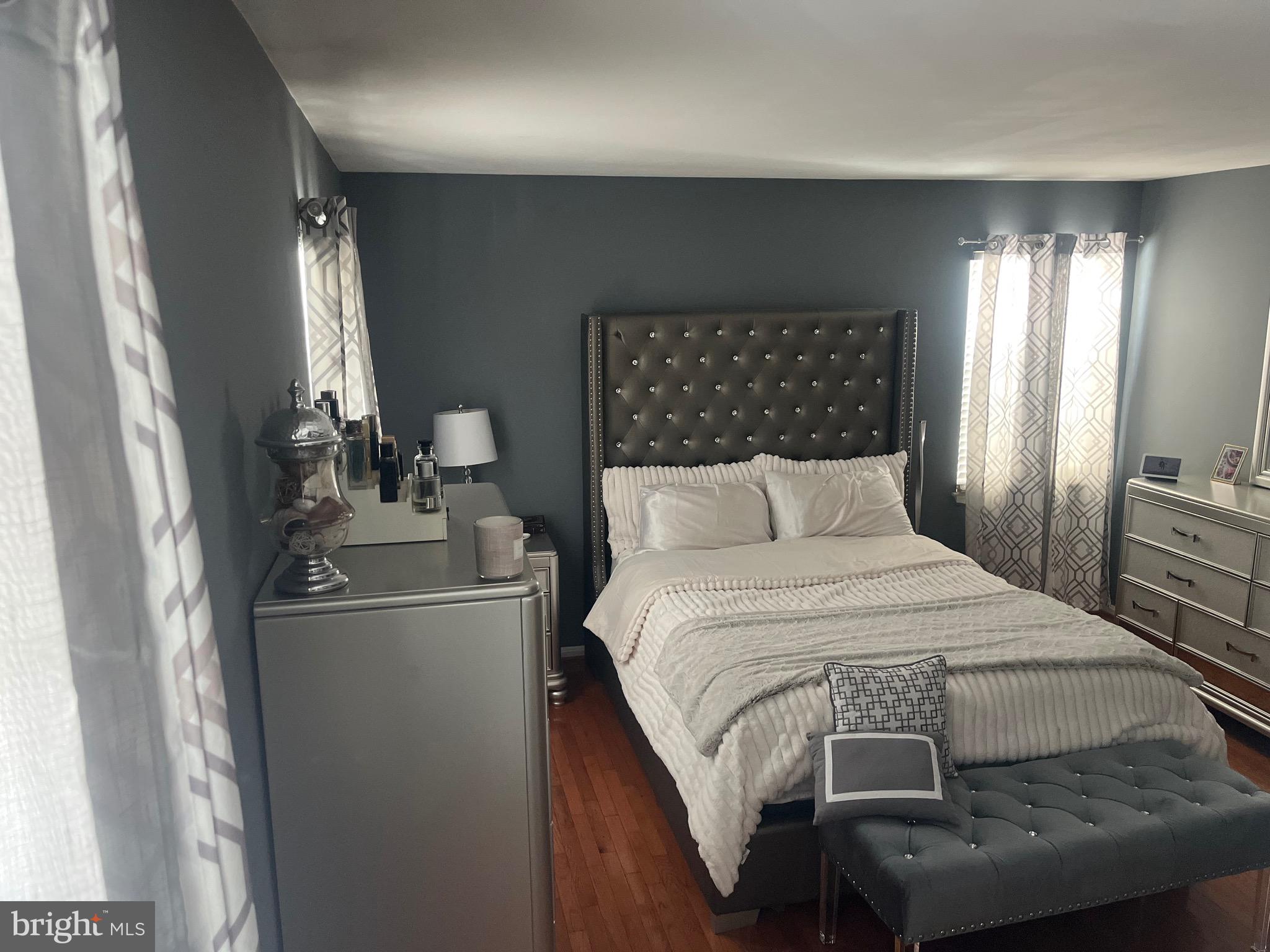 OAKHURST - Residential