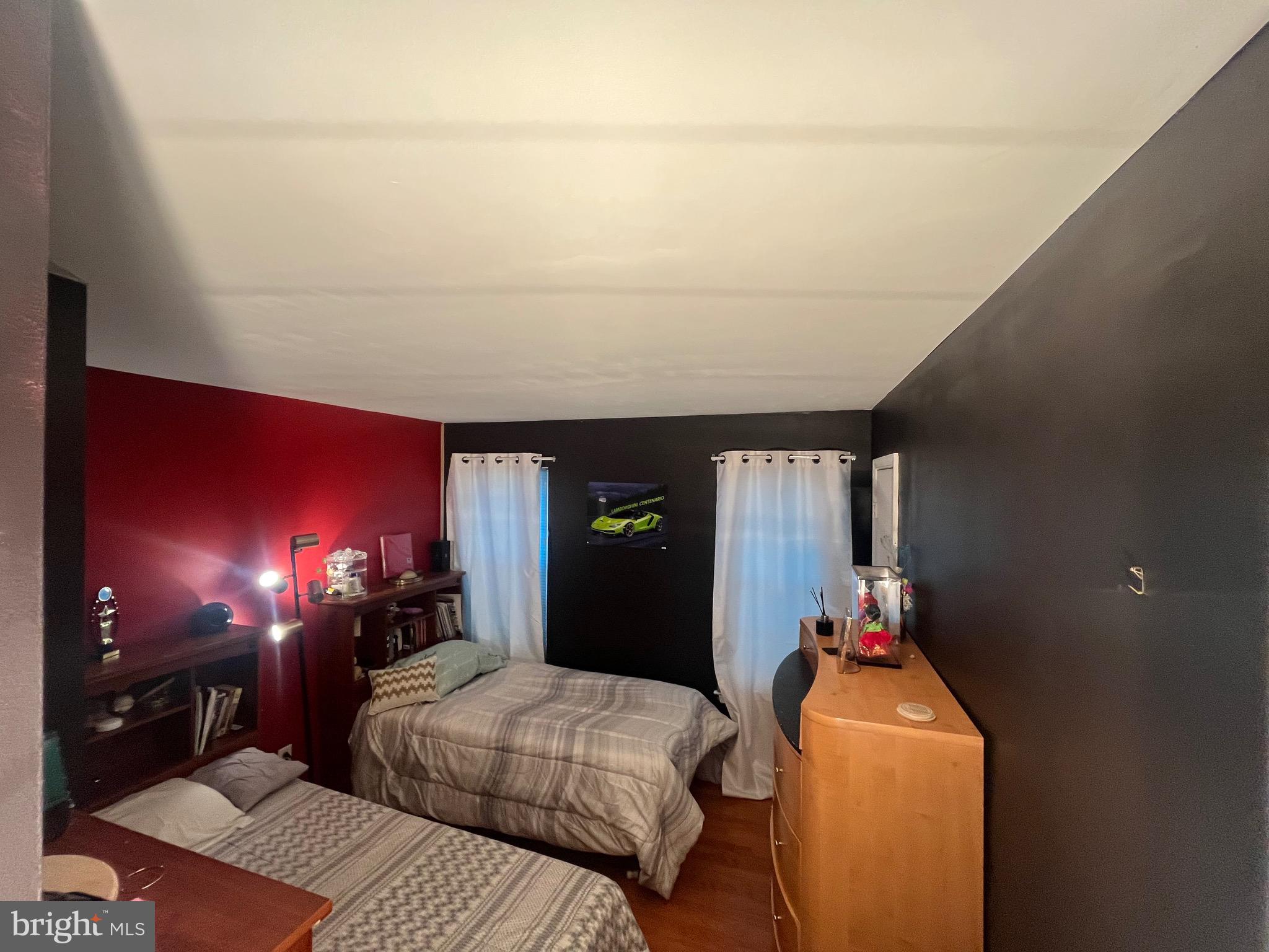 OAKHURST - Residential