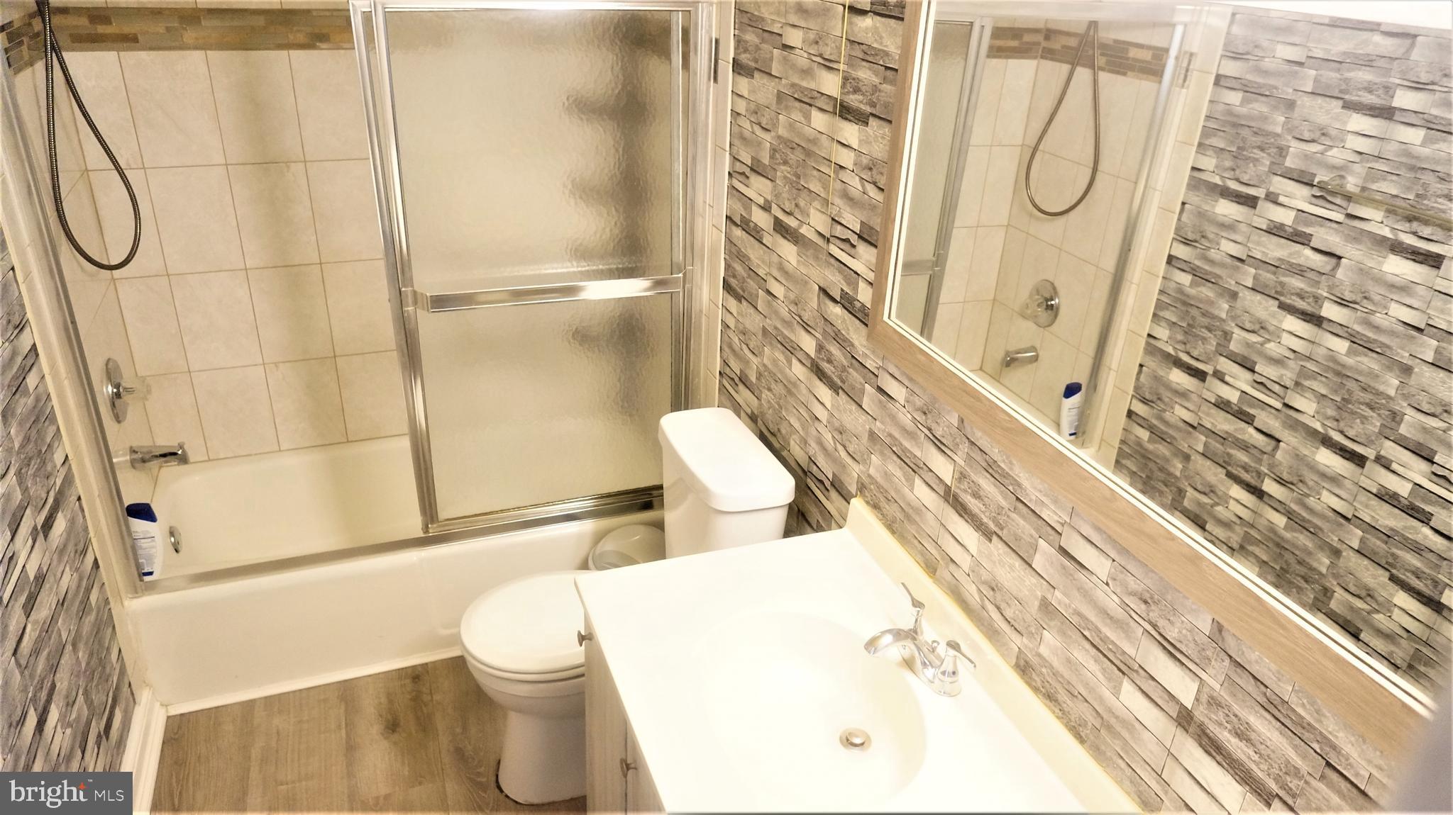 THE CARLTON - Residential Lease