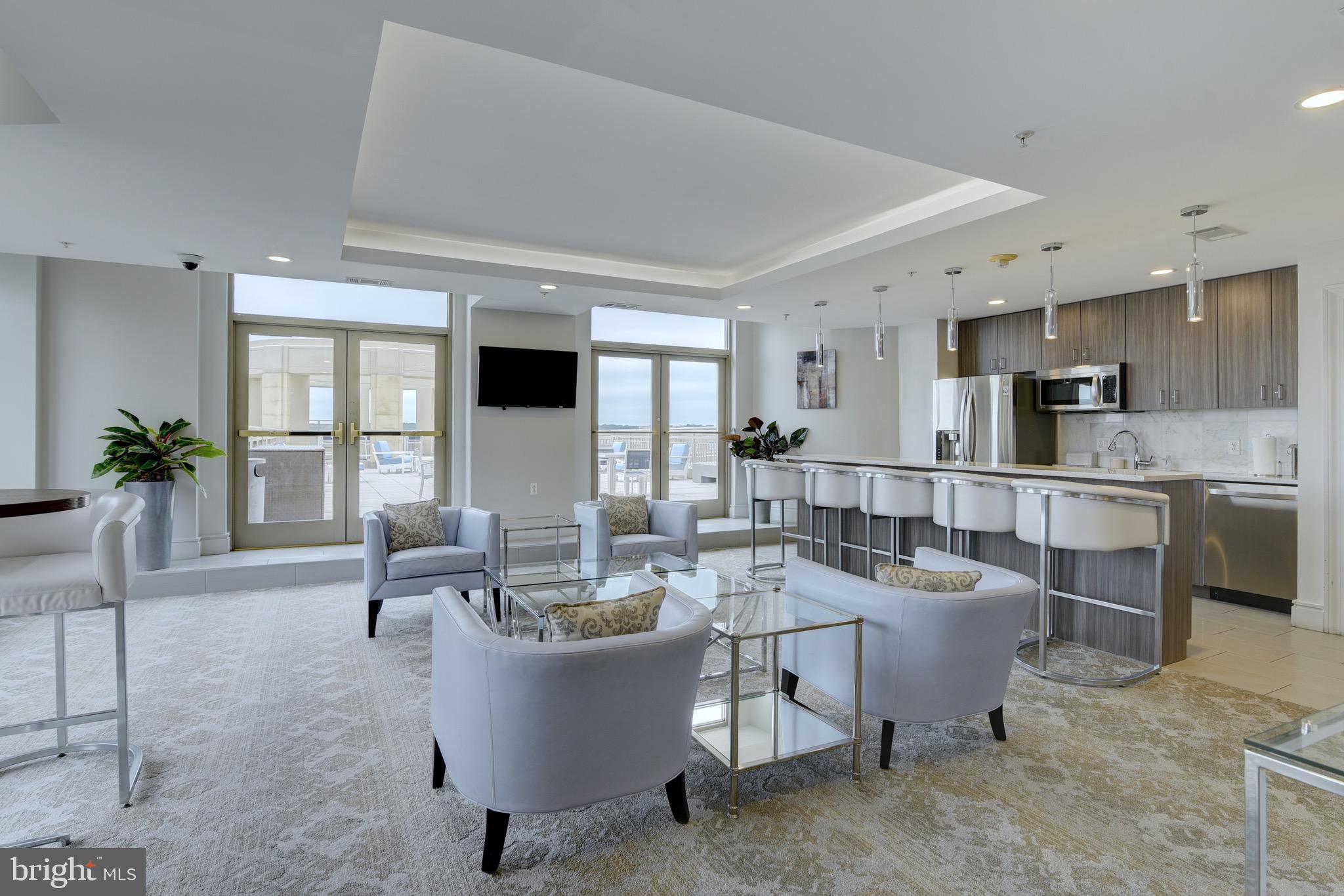 3600 S GLEBE ROAD 414W